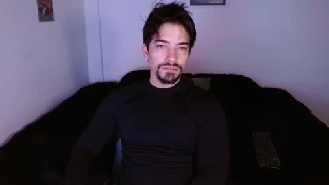 Ian Davis online show from November 12, 12:22 pm