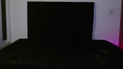 Ian Davis online show from May 23, 5:51 pm