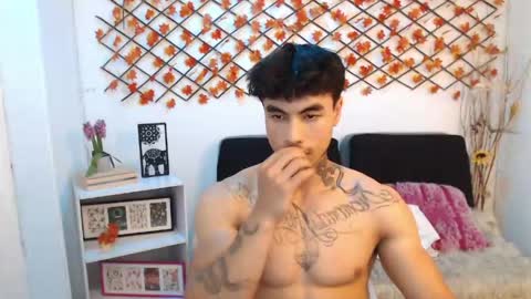 Ian  online show from June 1, 4:51 pm