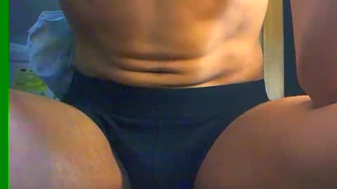 Snapshot of ian_zaenzz chatting on December 13, 8:26 pm Samuel igsamuelnoguera 1333 online show from December 13, 8:26 pm
