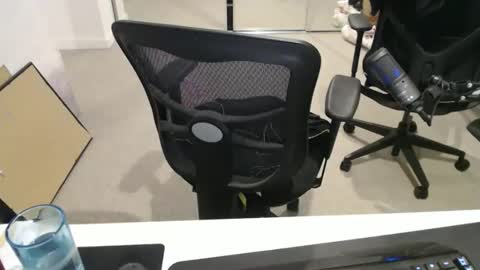 ic987 online show from February 21, 1:45 pm