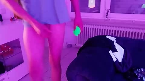 Ichhalt online show from October 13, 11:44 pm