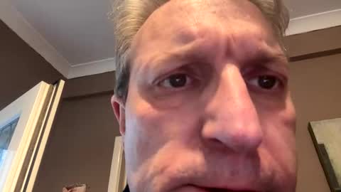 icums4u online show from April 14, 3:33 pm