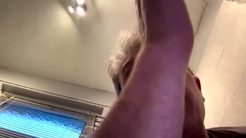 icums4u online show from November 3, 4:31 pm