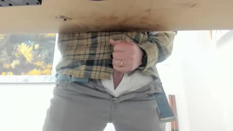 idfunguy2023 online show from February 4, 2:17 am