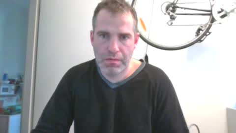 idontknowwhy1 online show from March 12, 8:41 am