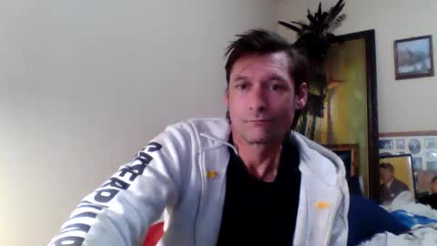 Snapshot of ifoundthegspot chatting on December 12, 3:16 pm Darthmark420 online show from December 12, 3:16 pm