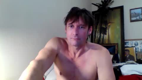 Snapshot of ifoundthegspot chatting on December 14, 6:20 pm Darthmark420 online show from December 14, 6:20 pm