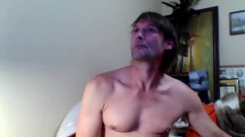 Snapshot of ifoundthegspot chatting on January 16, 7:17 am Darthmark420 online show from January 16, 7:17 am