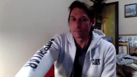 Snapshot of ifoundthegspot chatting on January 1, 9:49 am Darthmark420 online show from January 1, 9:49 am
