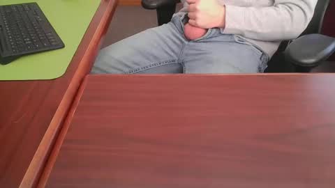 Hung office Stud online show from January 20, 2:57 pm