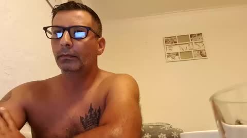 Snapshot of ihtiandar1008 chatting on September 21, 4:45 am ihtiandar1008 online show from September 21, 4:45 am