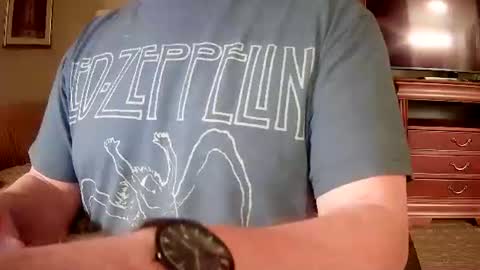 il_undercover online show from January 7, 11:04 am