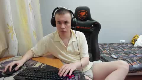 iliaskris online show from October 5, 3:38 pm