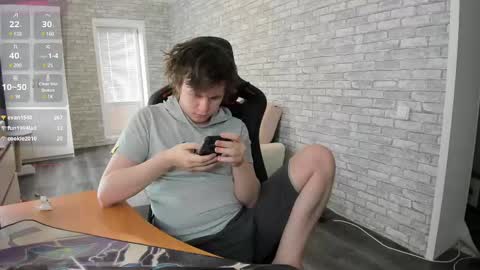 iliaskris online show from March 3, 8:12 am