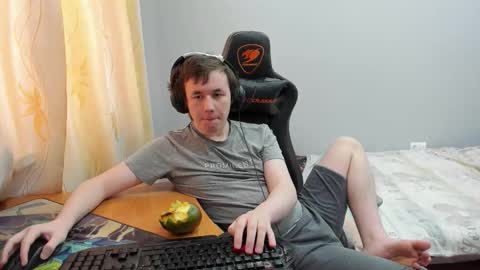 iliaskris online show from February 11, 5:01 am