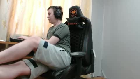 lord online show from December 21, 9:06 am