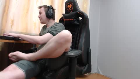 lord online show from December 4, 6:31 am