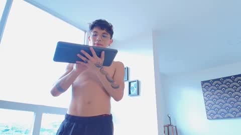 Snapshot of im__thomas chatting on September 18, 12:18 pm IM THOMAS online show from September 18, 12:18 pm