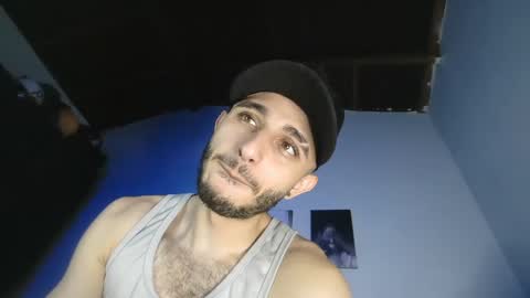 Snapshot of im_paul_ chatting on March 5, 2:57 am Paul online show from March 5, 2:57 am