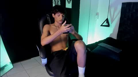 RALF online show from April 5, 3:14 am