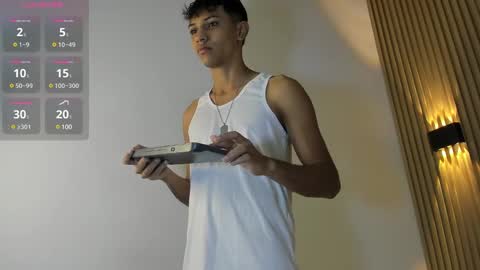 Snapshot of im_sebaslopez chatting on February 2, 8:57 am im_sebaslopez online show from February 2, 8:57 am