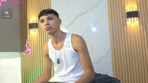 Snapshot of im_sebaslopez chatting on January 15, 4:04 am im_sebaslopez online show from January 15, 4:04 am