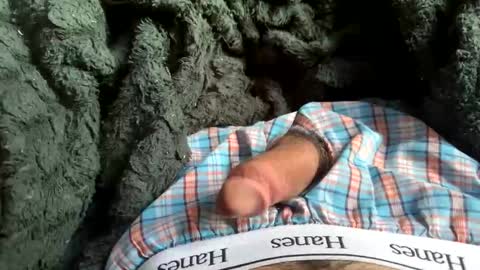 imakeucumonmyface online show from December 5, 9:11 pm