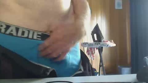 Aussie Guy online show from December 17, 8:10 am