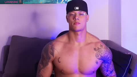 imconor online show from March 12, 11:56 pm