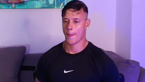 imconor online show from November 11, 9:42 pm