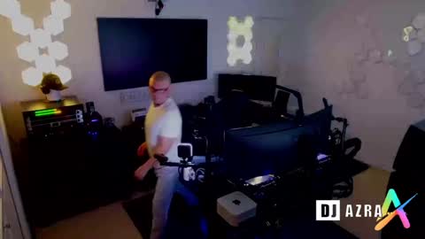 DJ Azra online show from December 28, 3:59 pm