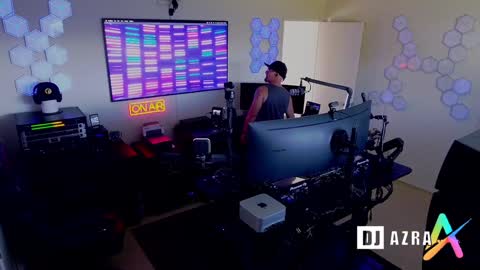 DJ Azra online show from February 2, 11:11 pm