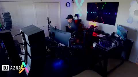 DJ Azra online show from January 12, 4:40 pm