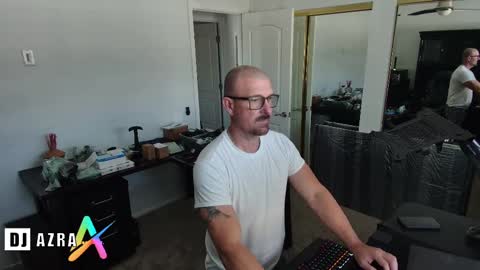 DJ Azra online show from March 2, 9:08 pm