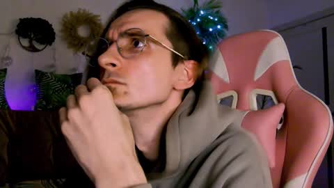 incandenza_ online show from September 17, 10:11 pm