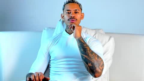 Jacobo online show from February 25, 2:18 pm