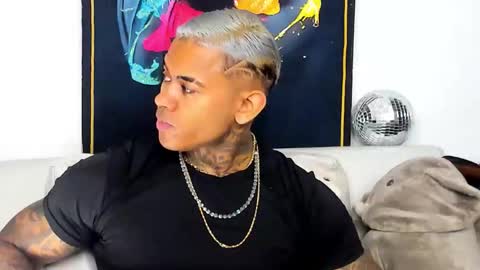 Jacobo online show from December 14, 2:07 am