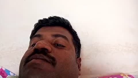 Snapshot of indianhairycheast chatting on October 16, 4:42 am Indianhairychest online show from October 16, 4:42 am