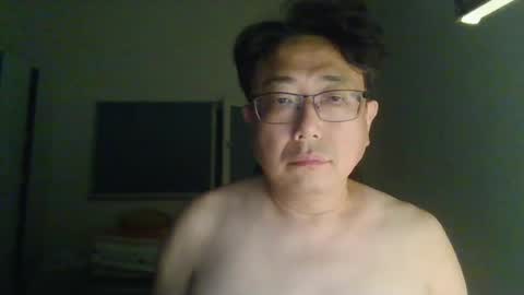 insuclee197641 online show from July 1, 3:35 pm