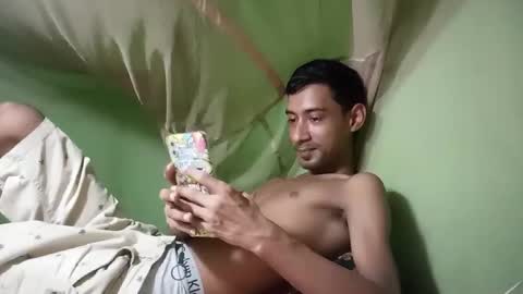 Snapshot of interne8famous chatting on September 9, 3:22 pm interne8famous online show from September 9, 3:22 pm