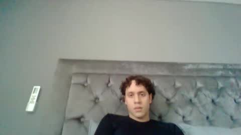 WillyTripleXxx online show from April 18, 7:18 pm