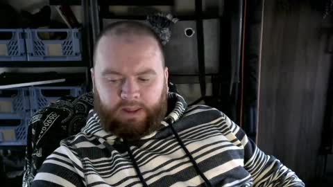 twitter theirishman205 online show from December 8, 12:19 pm