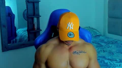 Snapshot of iron_coleman chatting on September 21, 7:19 am Iron online show from September 21, 7:19 am