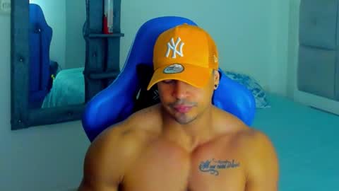 Snapshot of iron_coleman chatting on October 2, 4:22 pm Iron online show from October 2, 4:22 pm