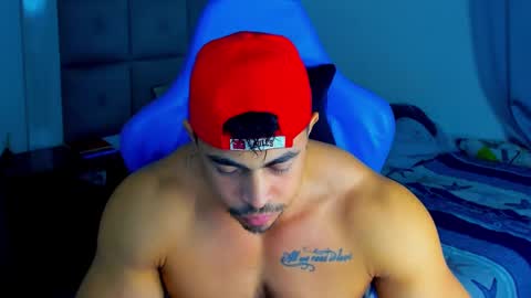 Snapshot of iron_coleman chatting on February 23, 9:47 pm Iron online show from February 23, 9:47 pm