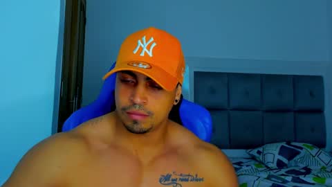 Snapshot of iron_coleman chatting on January 17, 1:36 am Iron online show from January 17, 1:36 am