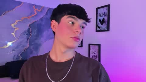 Isaac Kurtt online show from December 22, 8:06 pm