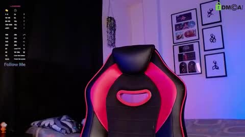 Isaac Saenz. online show from November 22, 12:10 am