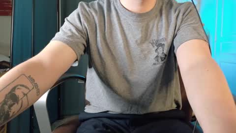 Snapshot of isaac_sheffield chatting on September 29, 10:03 am isaac online show from September 29, 10:03 am